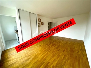 studio à la vente -   92350  LE PLESSIS ROBINSON, surface 29 m2 vente studio - UBI420608764