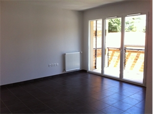 t3 à la vente -   33160  SAINT MEDARD EN JALLES, surface 58 m2 vente t3 - UBI442916525