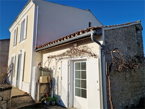 maison à la vente -   17400  SAINT JEAN D ANGELY, surface 87 m2 vente maison - UBI411685775