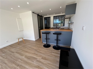 appartement à la vente -   06600  ANTIBES, surface 31 m2 vente appartement - UBI423913057