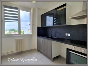 appartement à la vente -   10000  TROYES, surface 68 m2 vente appartement - UBI426071278