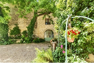 propriete à la vente -   30700  UZES, surface 548 m2 vente propriete - UBI427834385