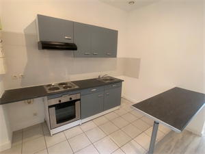 appartement à la vente -   03100  MONTLUCON, surface 38 m2 vente appartement - UBI430858658