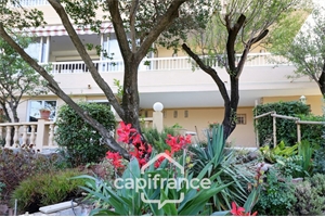 appartement à la vente -   83000  TOULON, surface 97 m2 vente appartement - UBI436715636