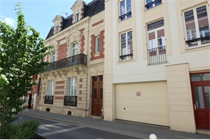 maison à la vente -   51200  EPERNAY, surface 256 m2 vente maison - UBI437551463