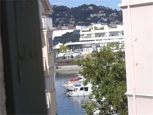 appartement à la vente -   06400  CANNES, surface 48 m2 vente appartement - UBI438189089