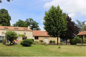 maison à la vente -   49360  YZERNAY, surface 252 m2 vente maison - UBI441522746