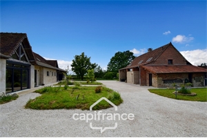 maison à la vente -   01000  BOURG EN BRESSE, surface 470 m2 vente maison - UBI441545387