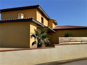 villa à la vente -   66300  BANYULS DELS ASPRES, surface 140 m2 vente villa - UBI443369351