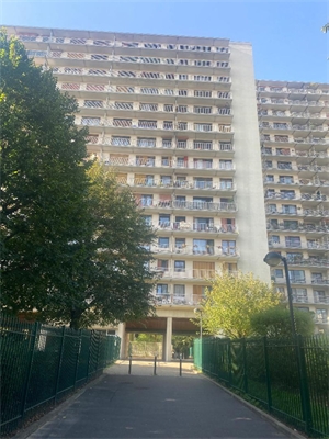 appartement à la vente -   93200  SAINT DENIS, surface 62 m2 vente appartement - UBI444836618