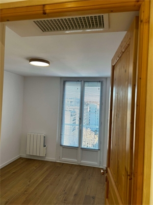 appartement à la vente -   13009  MARSEILLE 9EME ARRONDISSEMENT, surface 60 m2 vente appartement - UBI445034693