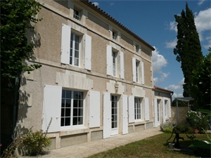 maison en pierres à la vente -   16200  JARNAC, surface 154 m2 vente maison en pierres - UBI445295663