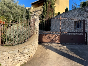 villa à la vente -   30900  NIMES, surface 298 m2 vente villa - UBI445655429