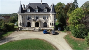 chateau à la vente -   02200  SOISSONS, surface 530 m2 vente chateau - UBI446366309