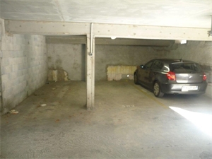 parking à la location -   42000  SAINT ETIENNE, surface 0 m2 location parking - UBI361256137