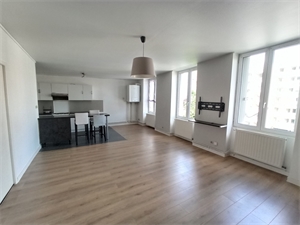 appartement à la vente -   42000  SAINT-ETIENNE, surface 72 m2 vente appartement - APR661537