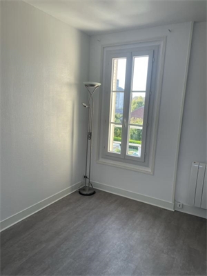 t1 à la location -   80110  MOREUIL, surface 18 m2 location t1 - UBI423907513