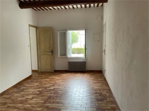 t2 à la location -   84800  L ISLE SUR LA SORGUE, surface 47 m2 location t2 - UBI426461497