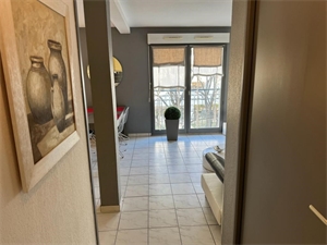 t2 à la location -   84300  CAVAILLON, surface 40 m2 location t2 - UBI428767124