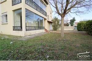 maison-villa à la vente -   30900  NIMES, surface 122,73 m2 vente maison-villa - APR750129