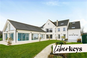 villa à la vente -   77174  VILLENEUVE LE COMTE, surface 790 m2 vente villa - UBI426664901