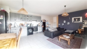 t4 à la vente -   33520  BRUGES, surface 75 m2 vente t4 - UBI439053500