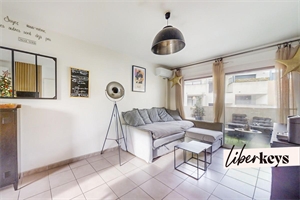 t2 à la vente -   13127  VITROLLES, surface 48 m2 vente t2 - UBI450240851