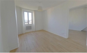 t2 à la location -   95880  ENGHIEN LES BAINS, surface 30 m2 location t2 - UBI428057432