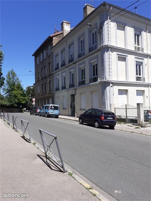 t3 à la location -   42000  SAINT ETIENNE, surface 66 m2 location t3 - UBI430874321