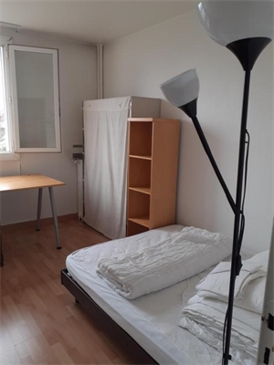 chambre à la location -   94200  IVRY SUR SEINE, surface 10 m2 location chambre - UBI439052465