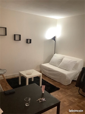 studio à la location -   33700  MERIGNAC, surface 26 m2 location studio - UBI443258240