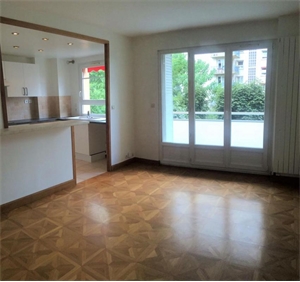 t3 à la location -   92120  MONTROUGE, surface 56 m2 location t3 - UBI444704636