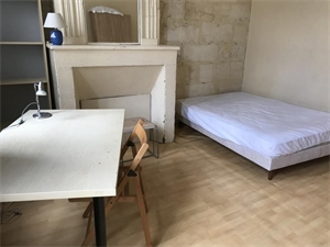 chambre à la location -   33500  LIBOURNE, surface 18 m2 location chambre - UBI445137128