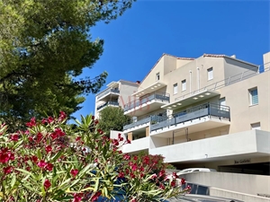 appartement à la vente -   13500  MARTIGUES, surface 80 m2 vente appartement - APR706940