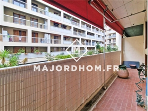 t3 à la vente -   13008  MARSEILLE, surface 62 m2 vente t3 - UBI412668998