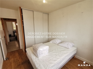 chambre à la location -   42000  SAINT ETIENNE, surface 11 m2 location chambre - UBI440731067