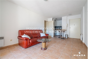 t3 à la location -   13008  MARSEILLE, surface 52 m2 location t3 - UBI448054235