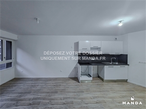 t2 à la location -   93210  SAINT DENIS, surface 50 m2 location t2 - UBI449395553