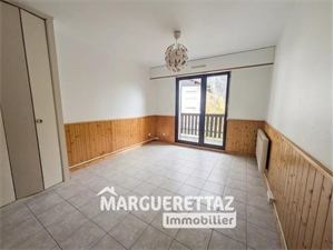 t2 à la vente -   74250  LA TOUR, surface 34 m2 vente t2 - UBI446263415