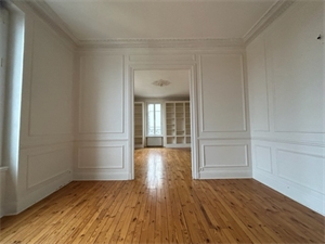 appartement ancien à la vente -   63000  CLERMONT FERRAND, surface 114 m2 vente appartement ancien - UBI411634451