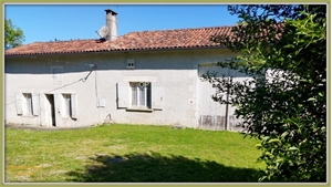 fermette à la vente -   16210  CHALAIS, surface 126 m2 vente fermette - UBI421003273