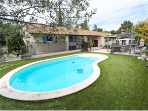 villa à la vente -   13119  SAINT SAVOURNIN, surface 90 m2 vente villa - UBI423778348