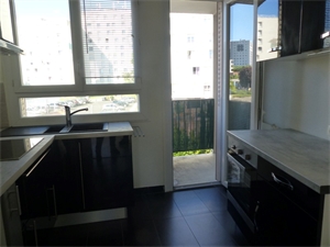 appartement à la vente -   63000  CLERMONT FERRAND, surface 56 m2 vente appartement - UBI427857497