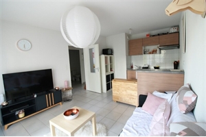 appartement à la vente -   33750  SAINT QUENTIN DE BARON, surface 34 m2 vente appartement - UBI429004922