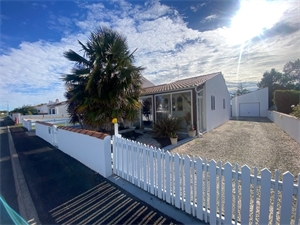 villa à la vente -   85460  L AIGUILLON SUR MER, surface 114 m2 vente villa - UBI441489845