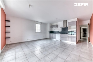 t4 à la vente -   69007  LYON, surface 73 m2 vente t4 - UBI444655016