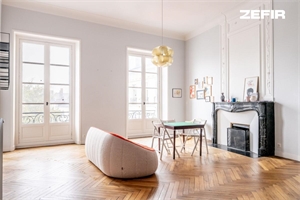 t4 à la vente -   44000  NANTES, surface 134 m2 vente t4 - UBI446097089