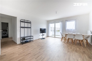 t3 à la vente -   93600  AULNAY SOUS BOIS, surface 62 m2 vente t3 - UBI450333392