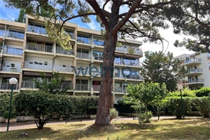 t2 à la vente -   13100  AIX EN PROVENCE, surface 51 m2 vente t2 - UBI437531642