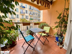 appartement à la vente -   06300  NICE, surface 47 m2 vente appartement - UBI429003455